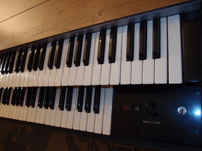 Photo Hammond L100 P Hammond L100 P (71986) (778890) Audiofanzine