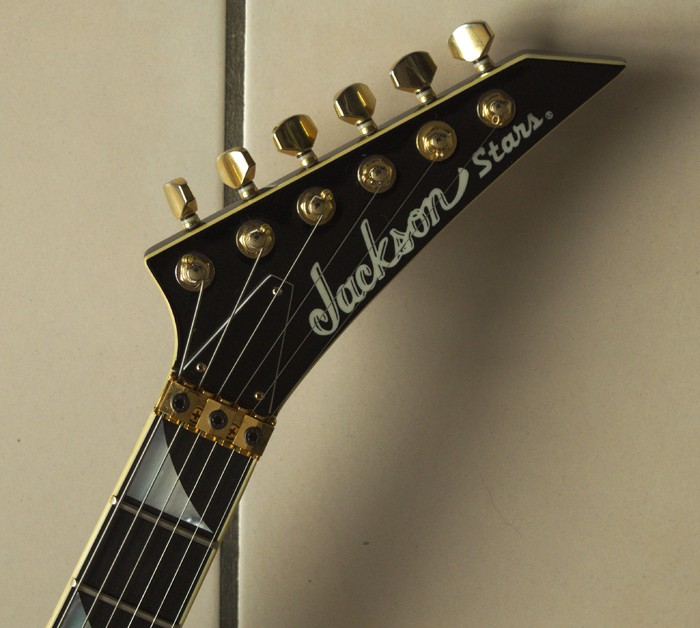 Jackson Stars RR-J2 randy V EMG スルーネック（Jackson Stars