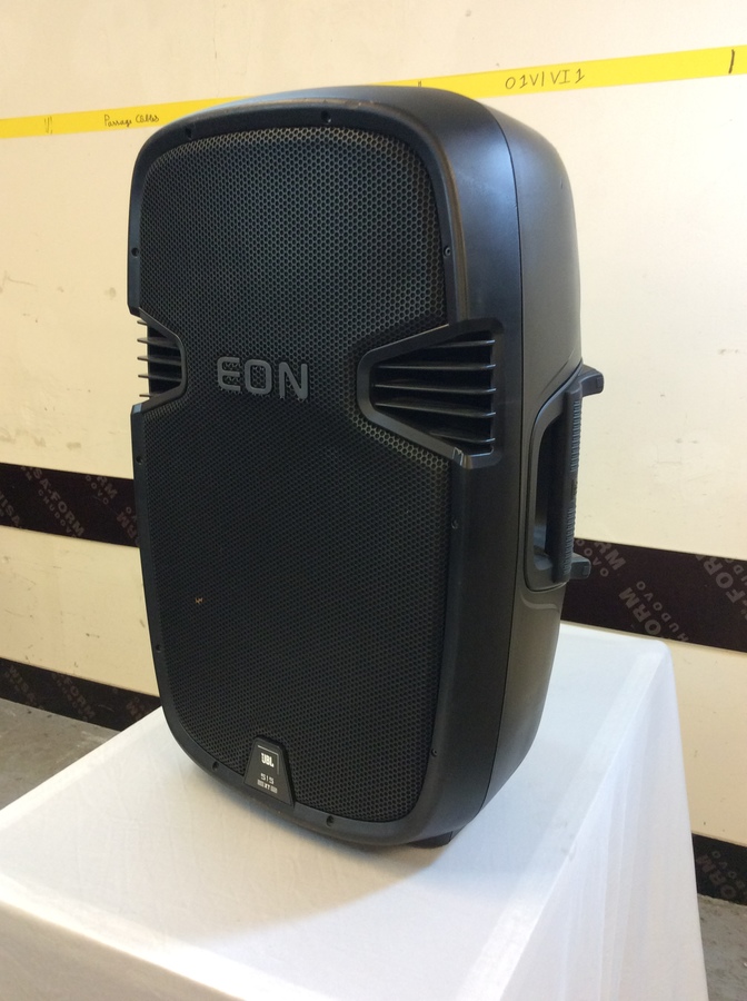 Eon JBL 515 XT (MidiPyrénées) Audiofanzine