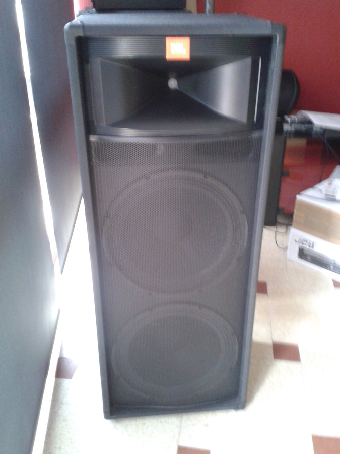 JBL TR 225 image (759713) Audiofanzine