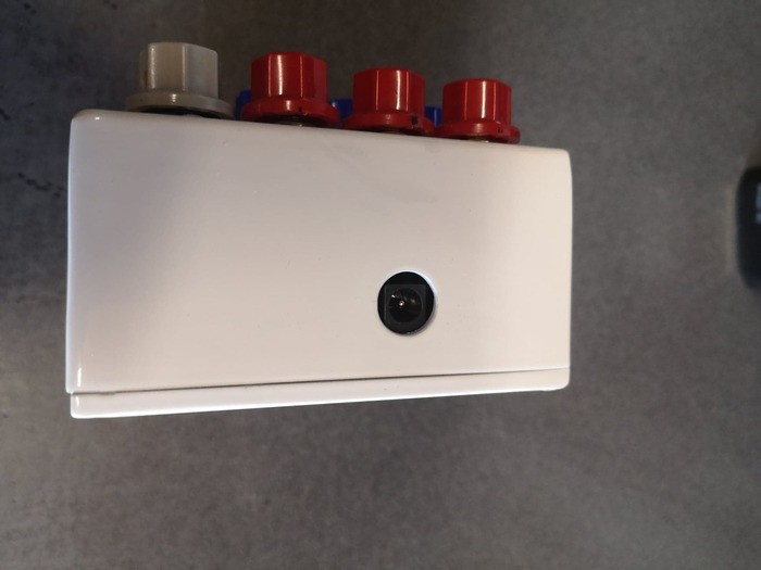 Colour Box V2 - JHS Pedals Colour Box V2 - Audiofanzine