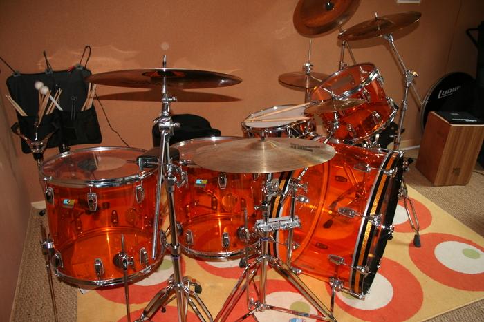 ludwig vistalite bass drum