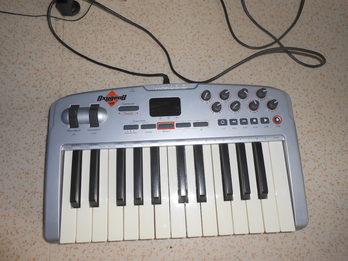 m audio oxygen 8 v2 flstudio