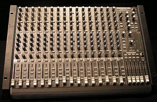 Photo Mackie 1604-VLZ Pro : Mackie 1604-VLZ Pro (97363) (#584418