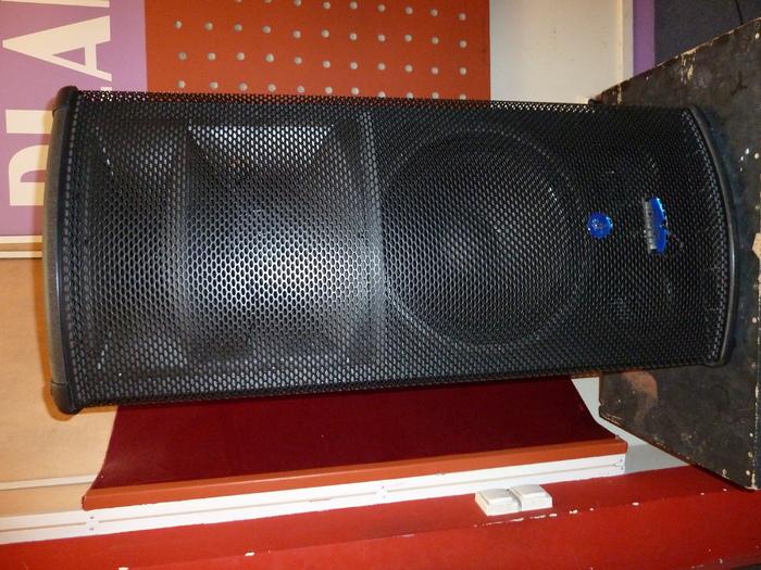 Mackie SR1530z image (228171) Audiofanzine