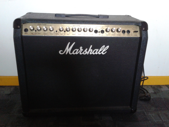 Marshall 8080 Valvestate 80V image (373252) Audiofanzine