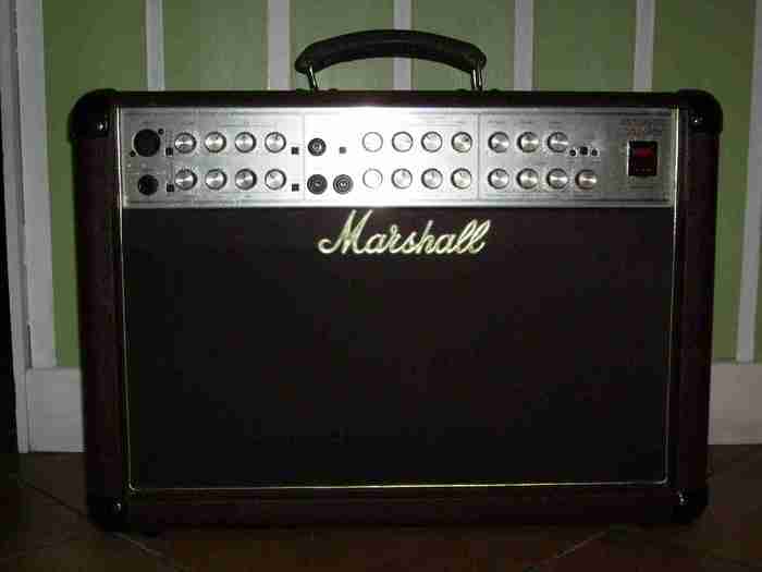 Photo Marshall AS80R Marshall [Acoustic Soloist Series] AS80R (369186) Audiofanzine