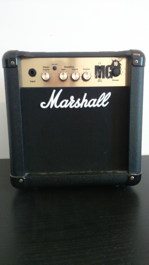 Photo Marshall MG10 : Marshall MG10 (19548) (#2070951) - Audiofanzine