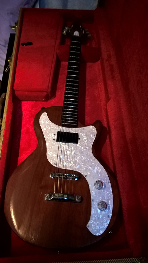 Melody Guitars M 6200 image (1178237) Audiofanzine