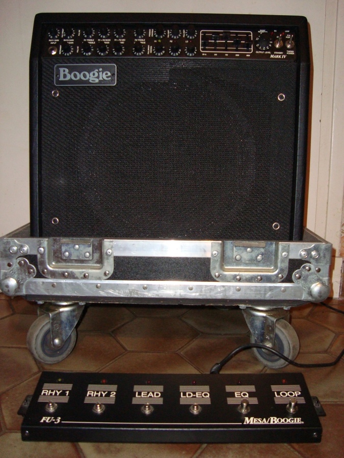 Photo Mesa Boogie Mark IV Combo Mesa Boogie Ampli guitare combo avec flight case (810479