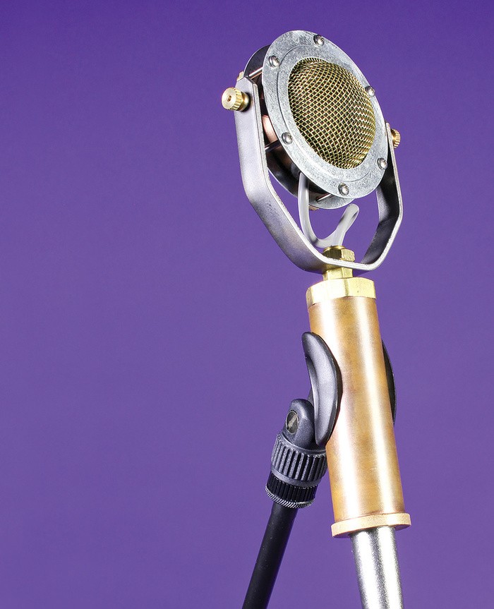 microphones-3005854.jpeg