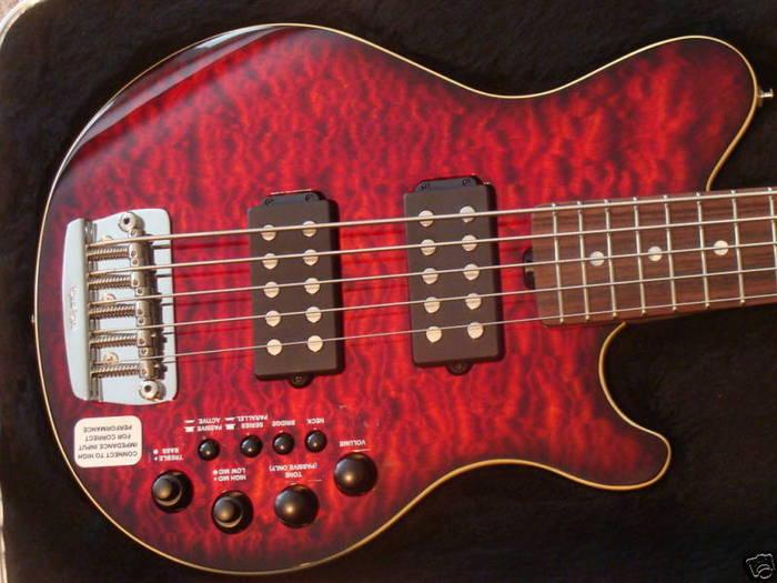 Music Man 25th Anniversary Bass image (79335) Audiofanzine