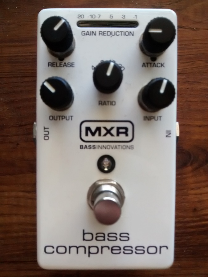 MXR M87 Bass Compressor image (1937358) Audiofanzine