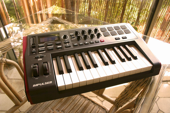 Photo Novation Impulse 25 Novation Impulse 25 97287 954046 