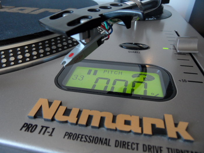 Photo Numark PRO TT1 Numark PRO TT1 (71107) (356445) Audiofanzine