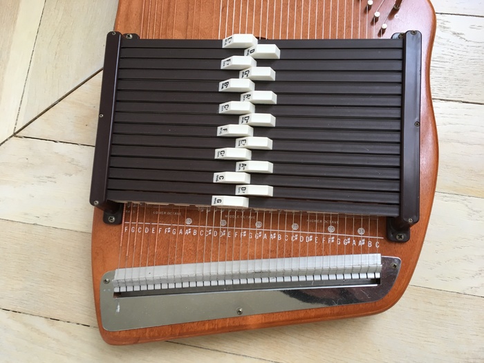 Oscar Schmidt Autoharp image (1946276) Audiofanzine