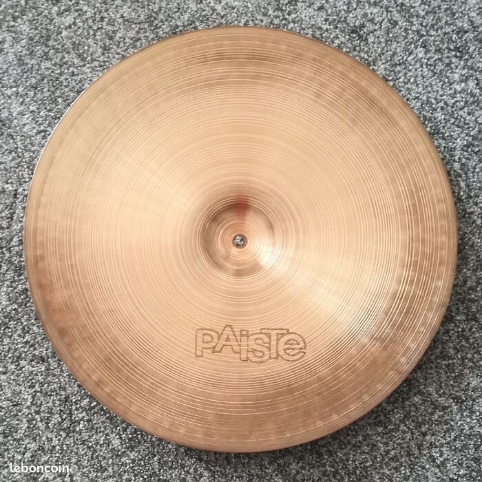 2002 Ride 18" - Paiste 2002 Ride 18" - Audiofanzine