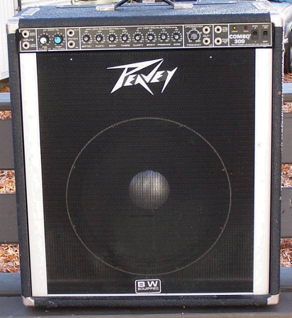 Peavey Combo 300 image (339059) Audiofanzine
