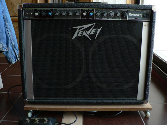 Peavey Renown 212 image (985396) Audiofanzine