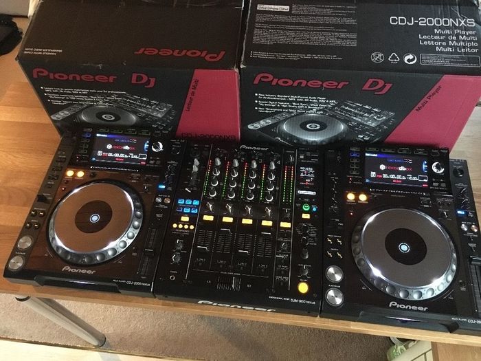 Pioneer cdj 2000 не читает флешку