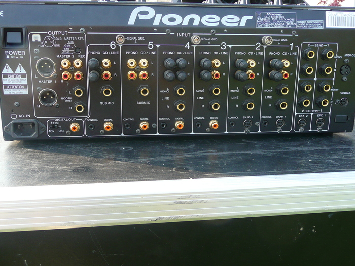 djm 1000