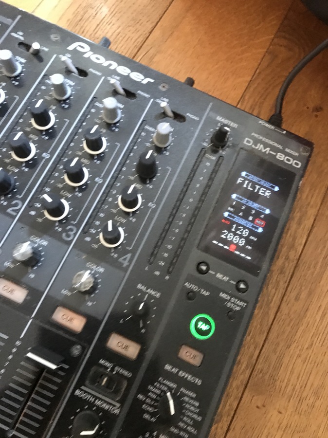 djm 800