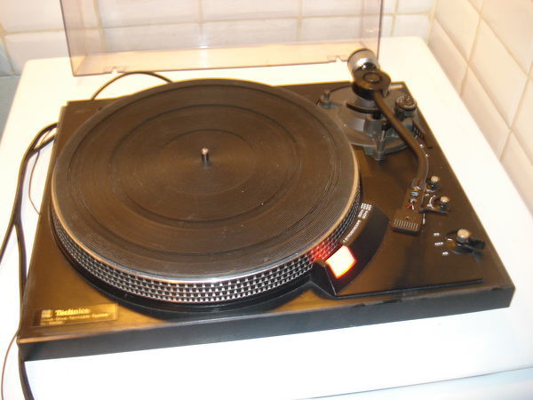 platines-vinyle-2291149.jpg