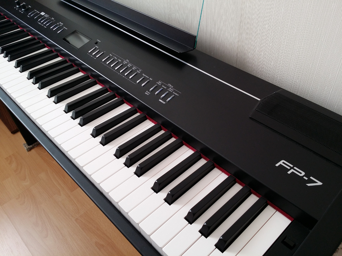 Photo Roland FP7 Roland FP7 (43265) (984057) Audiofanzine