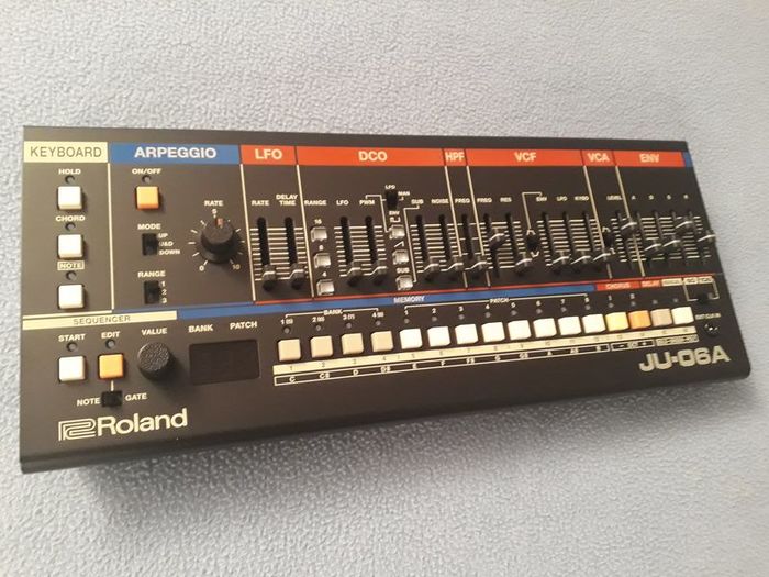 roland-ju-06a-2775115.jpg