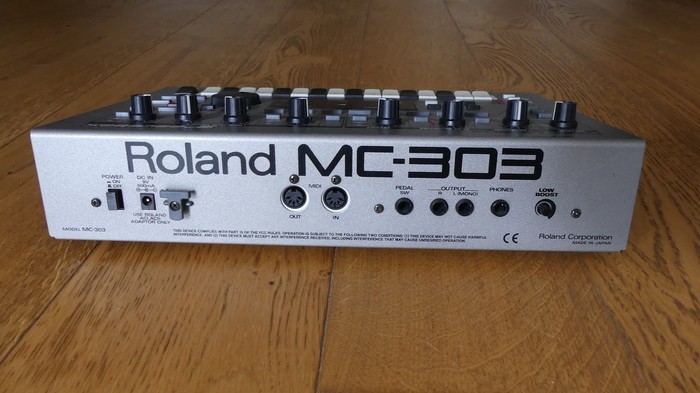 roland-mc-303-2249446.jpg
