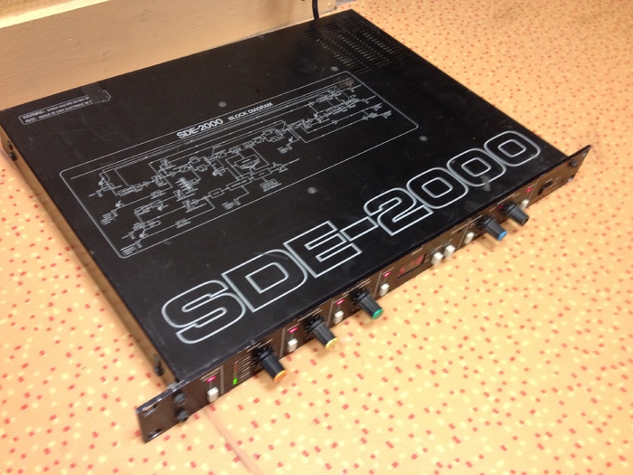 Photo Roland SDE-2000 : Roland SDE-2000 (36427) (#1002291) - Audiofanzine