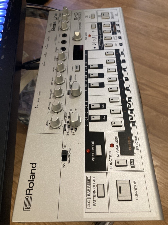 roland-tb-03-3086323.jpg