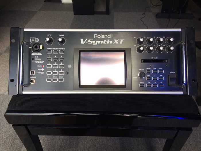 Roland VSynth XT image (1827088) Audiofanzine