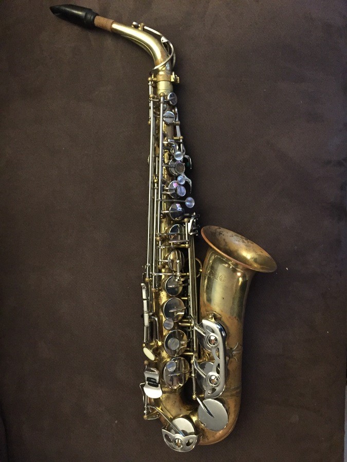 saxophones-2202326.jpeg