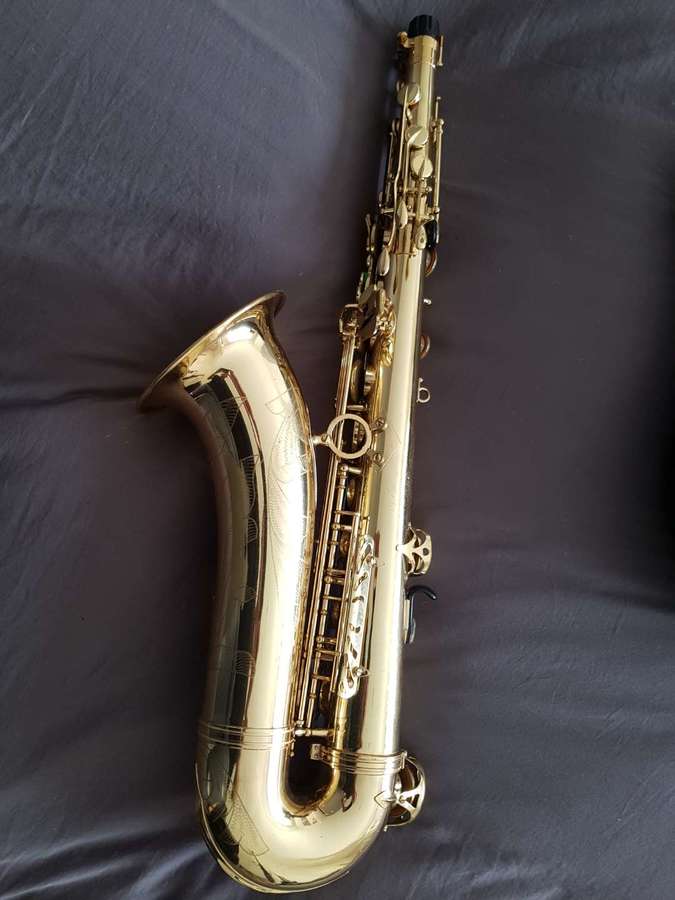 saxophones-2349373.jpeg