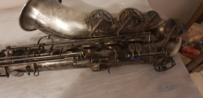 saxophones-2396648.jpg