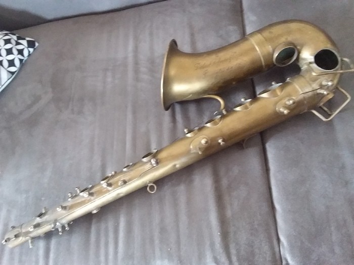 saxophones-2566117.jpg