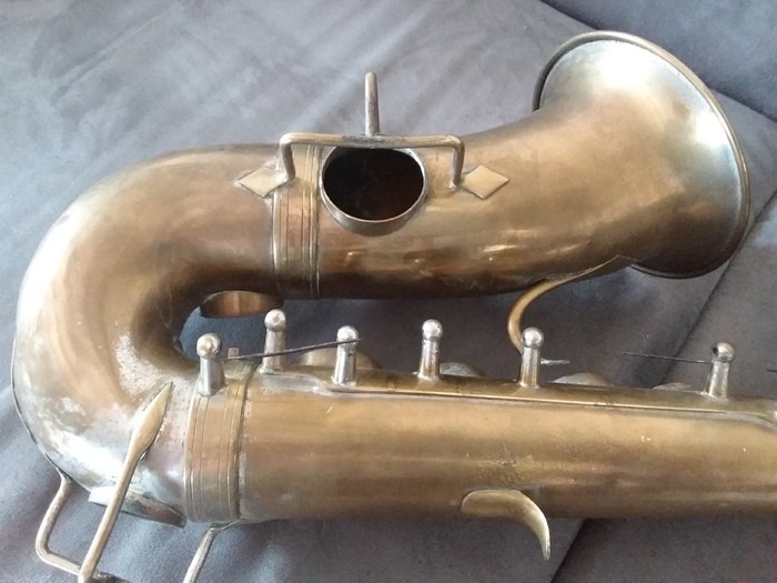 saxophones-2566140.jpg