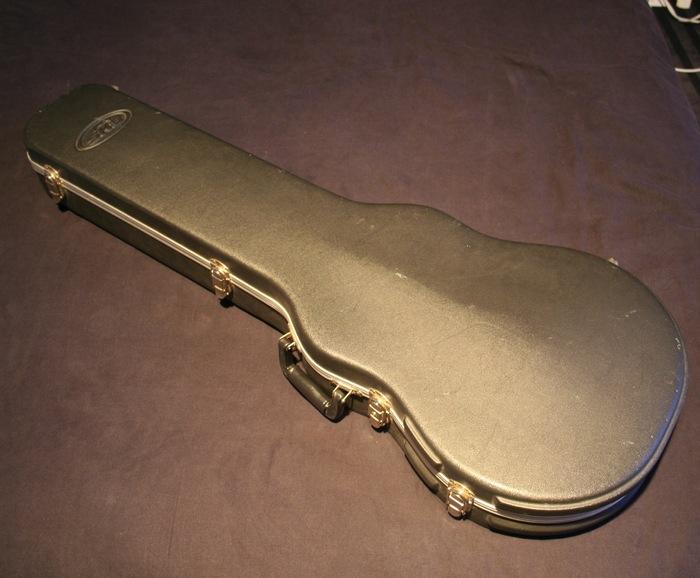 Photo SKB 1SKB56 Les Paul Hardshell Guitar Case SKB flight case pour