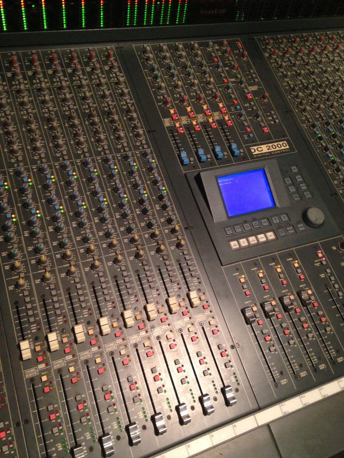Soundcraft DC2000 image (#1799582) - Audiofanzine