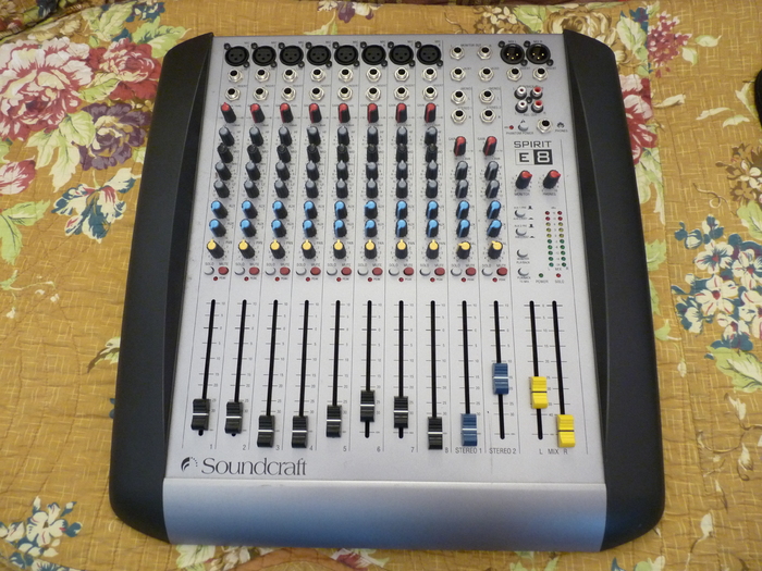 Soundcraft spirit e6 замена блока питания