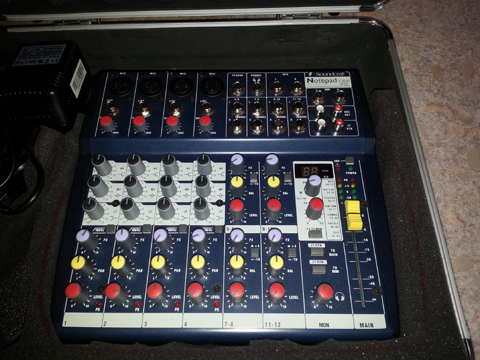 Photo Soundcraft Notepad 124FX : Soundcraft Notepad 124FX (3165 ...
