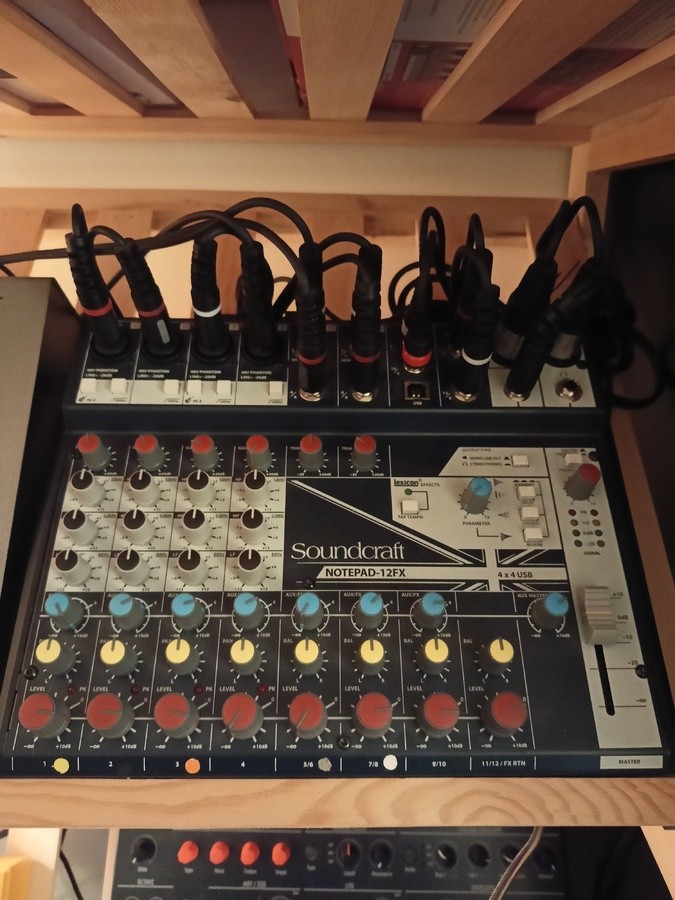 Notepad12FX Soundcraft Notepad12FX Audiofanzine