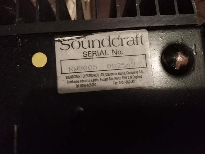 soundcraft-spirit-studio-16-8-2-3194505.jpg