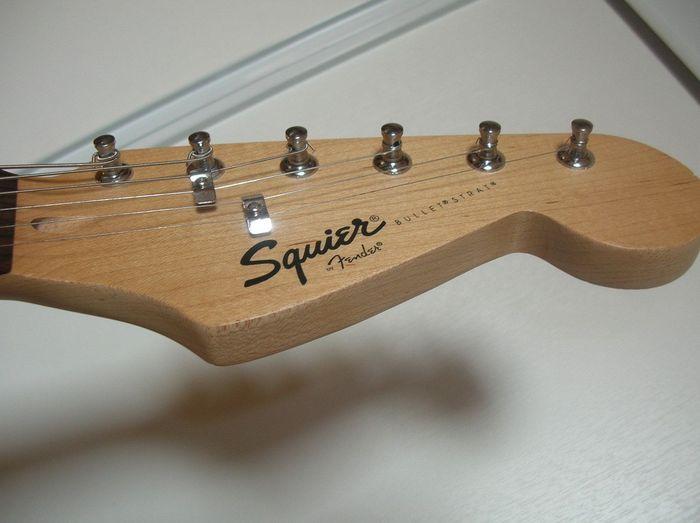 Squier Bullet Strat with Tremolo image (217511) Audiofanzine
