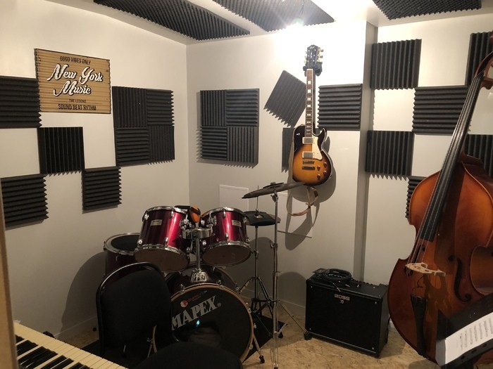 studio-home-studio-2766474.jpeg