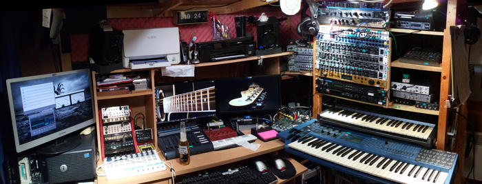 studio-home-studio-2935129.jpg