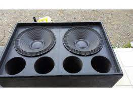 subwoofers-4016841.jpg