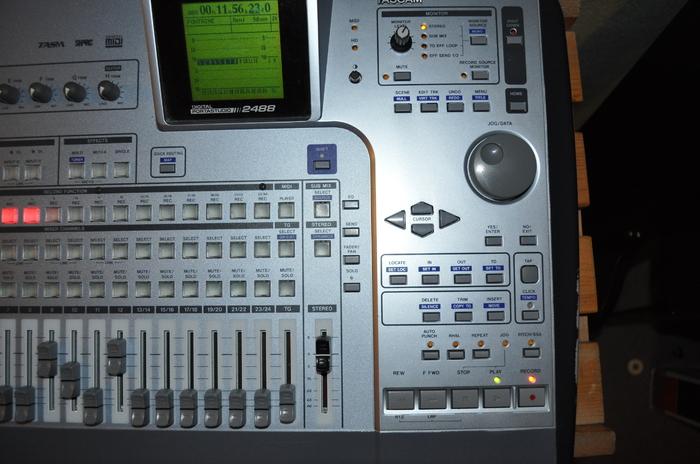 Tascam Portastudio 2488 image (#259871) - Audiofanzine