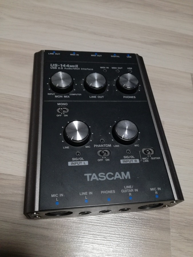 TASCAM US-144MKII オーディオインターフェイス G1I20977 公式